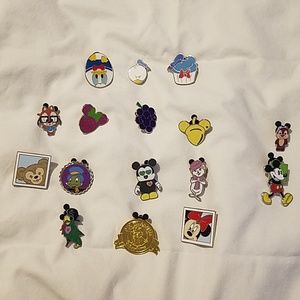 5 Piece Disney Pin Mystery Set